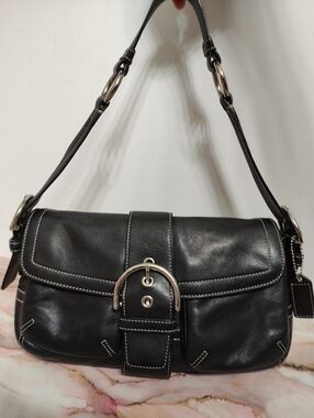 Vintage Coach 3653 Soho Buckle Flap Double Pocket Leather Shoulder Bag  Black